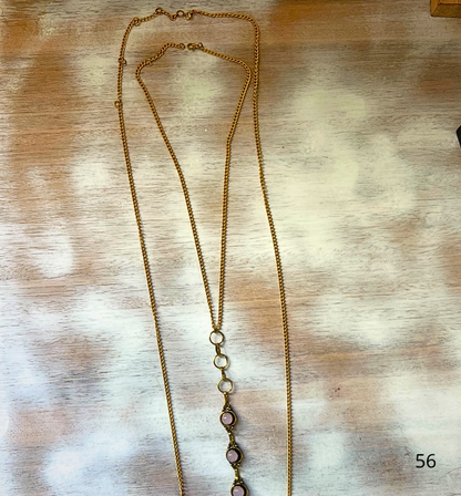 Cadena de cuerpo femenina / Amor cuarzo rosa