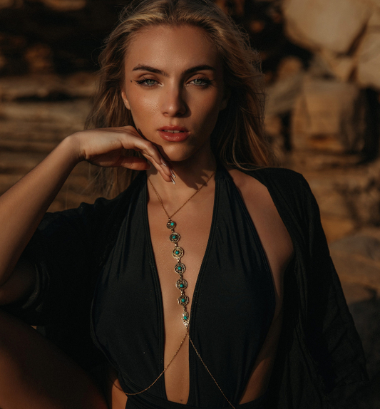 Cadena de cuerpo dorada boho / Turquesas serenidad y armonía