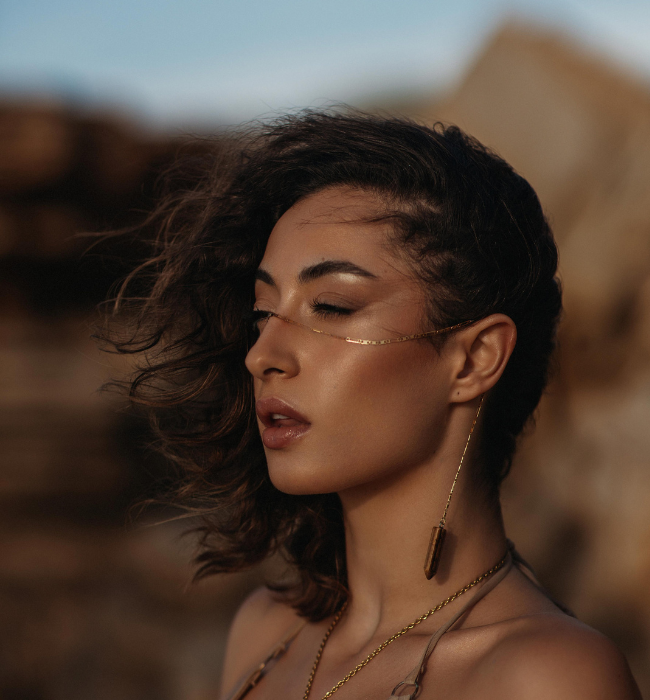 Cadena facial hecha a amano/ Piedra ojo de tigrte