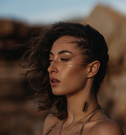 Cadena facial hecha a amano/ Piedra ojo de tigrte