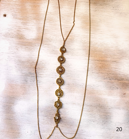 Cadena de cuerpo dorada boho/ Mándalas y piedras de luna