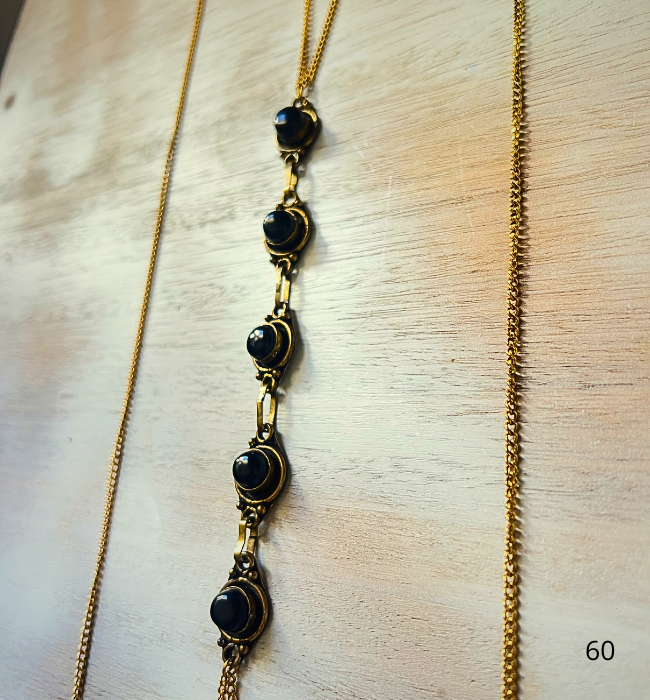 Cadena de cuerpo femenina / Amor cuarzo rosa