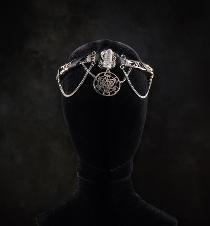 Tiara hecha a mano geometría y cuarzo